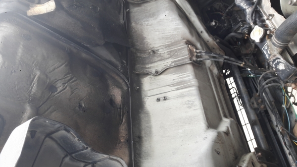ขายด่วน ISUZU NPR ห้างแท้ เครื่อง120แรงสภาพดีราคาต่อรองได้ครับ0629873267