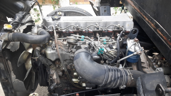 ขายด่วน ISUZU NPR ห้างแท้ เครื่อง120แรงสภาพดีราคาต่อรองได้ครับ0629873267
