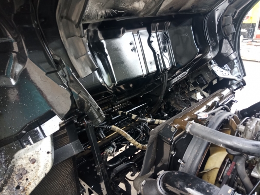 ISUZU NQR 175 แรง ยาว 5.5 ม.รถห้างแท้