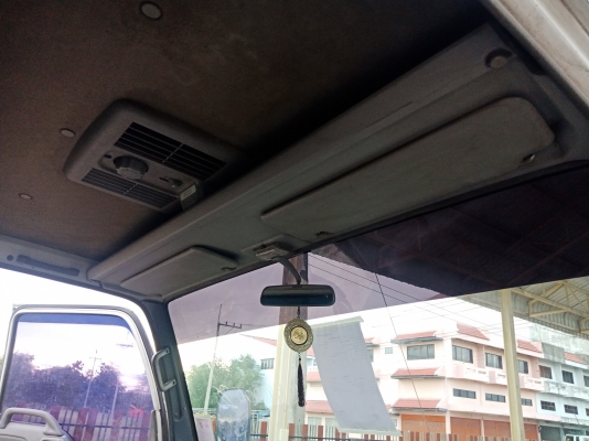 ISUZU NQR 175 แรง ยาว 5.5 ม.รถห้างแท้