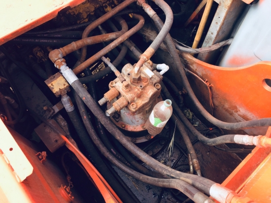 ขาย Hitachi Ex200-2 โทร 0979285564