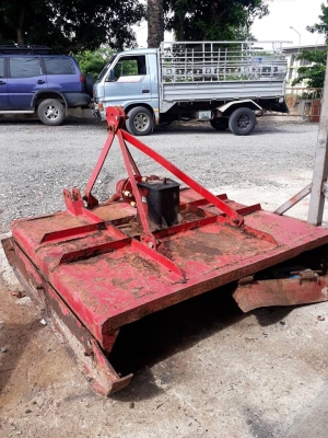 ขายตัดหญ้า ขนาด1.40เมตร ขายตามสภาพ  ราคา 22,000 บาท  ติดต่อสอบถาม 084-9997463