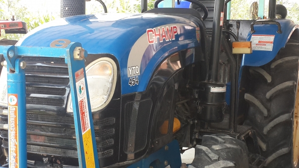 ขายครับขายแชมป์YTO454 ชัทเทิ้ล