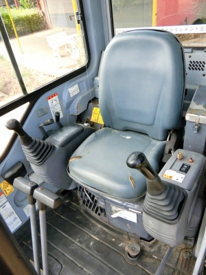 KOMATSU 30MR-1 ขนาดPC-30 &lt;มีVDOให้ชม&gt; รถเก่านอกมีเอกสารอินวอย☎️ติดต่อ 085-5632278&lt;ราคาต่อรองได้&gt;