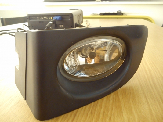 ไฟตัดหมอกข้างซ้าย HONDA JAZZ GD โฉมแรก แท้