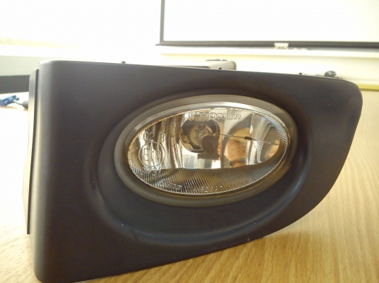 ไฟตัดหมอกข้างซ้าย HONDA JAZZ GD โฉมแรก แท้