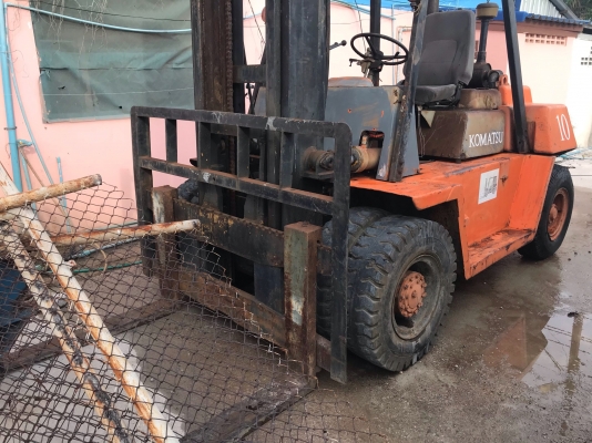 ขายฟอร์คลิฟต์ KOMATSU ยกได้7ตันเสาสูง4เมตรเกียร์ท๊อกค์ราคา 295,000