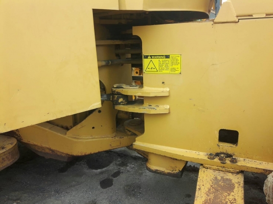 ขายรถบดเขื่อน CAT815B .เก่านอกญี่ปุ่นราคา 3,200,000 ขายรถบดเขื่อน CAT815B .เก่านอกญี่ปุ่นราคา 3,200,000