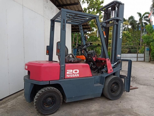 ขายรถโฟล์คลิฟท์ Nissan 2.0 ตัน นำเข้าจากญี่ปุ่น100\% ขายรถโฟล์คลิฟท์ Nissan 2.0 ตัน นำเข้าจากญี่ปุ่น100\%