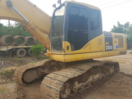 มี VDO ให้ชม.KOMATSU PC200-7 ไฟเต็มระบบดีไม่มีเอกสารราคา 650000