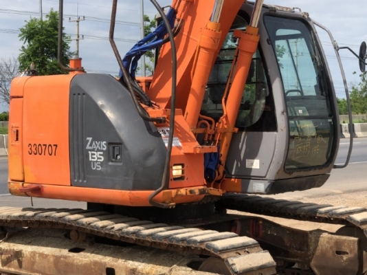 ขายรถขุด HITACHI ZX135US นำเข้าเองจากญี่ปุ่น สภาพสวยพร้อมใช้ มีVDOการทำงานครับ