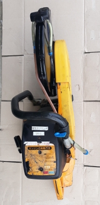 เครื่องตัดคอนกรีต ตัดผนัง ตัดหัวเข็ม ยี่ห้อ PARTNER รุ่น K650  ใบตัดขนาด12" มาจากญี่ปุ่น ใช้งานได้เลยครับ