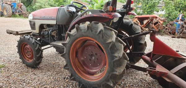 ขายรถไถ YANMAR EF352T EX พร้อมผานพรวน ราคา 140,000บาท  สนใจโทรสอบถามได้ครับ #สามย่านแทรคเตอร์ อ.แกลง ระยอง โทร/ไลน์ 0897489639 ,0899347475