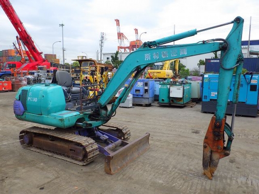 ขายรถขุด KOMATSU PC30-7E ปากคีบ มีบุ้งกี๋ นำเข้าเองจากญี่ปุ่น สภาพสวยพร้อมใช้ ถึงเร็วๆนี้ครับ