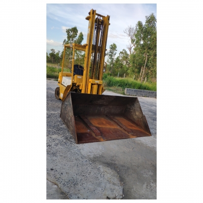 ฟอร์คลิฟท์ งาเท