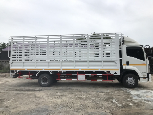 ISUZU FRR ปี56 เครื่องยนต์ 190 แรงม้า กระบะพร้อมคอกยาว 6.50 เมตร รถสวยพร้อมใช้งาน