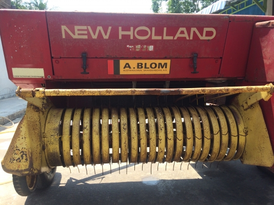 ขายเครื่องอัดฟาง นิวฮอลแลนด์ 276 เก่านอก ขายเครื่องอัดฟาง นิวฮอลแลนด์ 276 เก่านอก