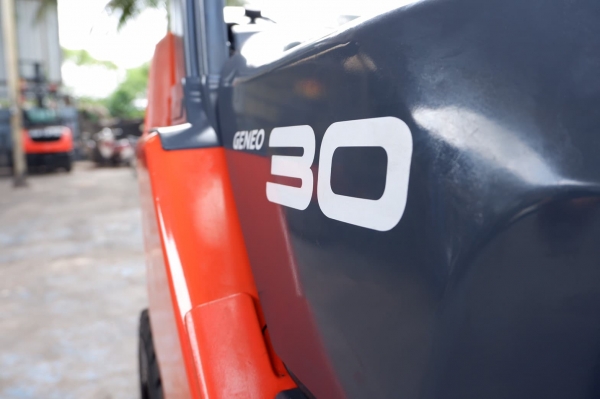 ขายรถฟอร์คลิฟท์เก่านำเข้าจากญี่ปุ่นTOYOTA 8FD30