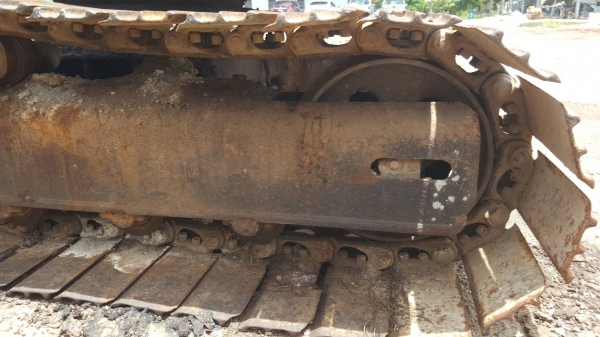 ขายตามสภาพ แบคโฮ KOMATSU 10HT ไม่มีฝาสูบ ไม่มีปั้มไฮดรอริค ราคาต่อรองได้ครับ
