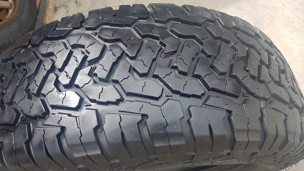 ขายยาง\% 245/70/16 ปี 17  ROADCRUZA  4 เส้น