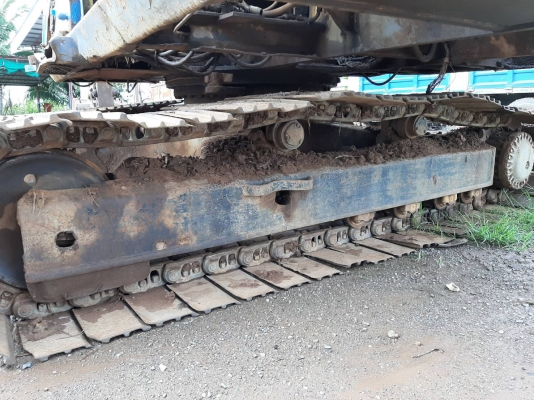 ขายตามสภาพ แบคโฮ KOMATSU PC200-3 เครื่องดี ปั้มดี เอวมีขยับ รถเคยตะแคงข้างมาหัวเก๋งบุบบ เอกสารใบซื้อขาย