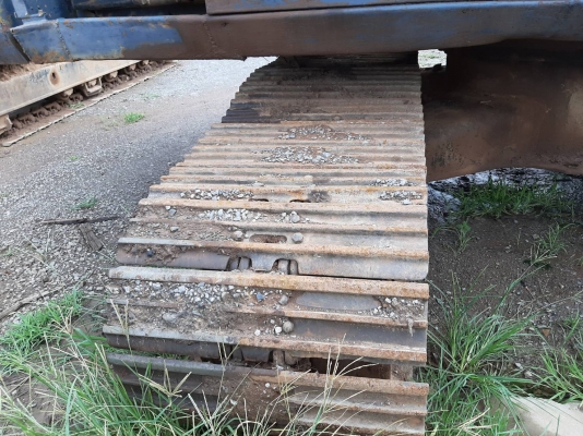 ขายตามสภาพ แบคโฮ KOMATSU PC200-3 เครื่องดี ปั้มดี เอวมีขยับ รถเคยตะแคงข้างมาหัวเก๋งบุบบ เอกสารใบซื้อขาย