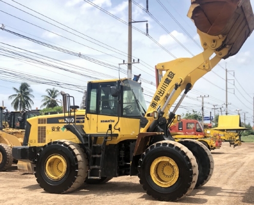 ขายรถตักล้อยาง KOMATSU WA380-6 ปี 2010 รถนอกนำเข้าจากญี่ปุ่น สภาพสวยพร้อมใช้ มีVDOการทำงานครับ ขายรถตักล้อยาง KOMATSU WA380-6 ปี 2010 รถนอกนำเข้าจากญี่ปุ่น สภาพสวยพร้อมใช้ มีVDOการทำงานครับ