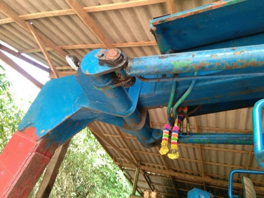 ขาย**** รถคีบ สามาตร 6610 เกียร์ท็อก สภาพพร้อมใช้งาน