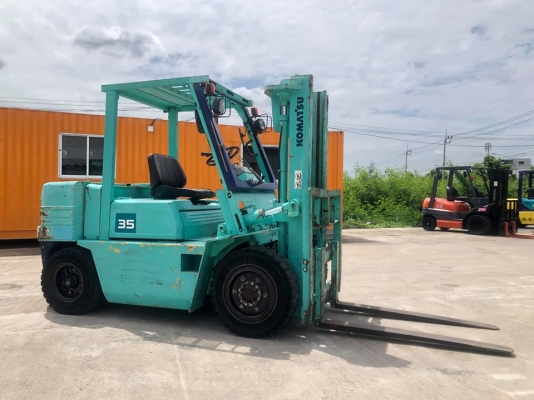 KOMATSU FG35-6 ขนาดยก 3.5ตัน เกียร์ออโต้ ขับง่าย เครื่องยนตร์เบนซิล เสาสูง3เมตร