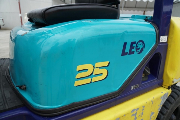 Komutsu FG25LC-12 ขนาดยก2.5ตัน เครื่องยนตร์เบนซิล เสาสูง4เมตร สวยเดิมจากญี่ปุ่น