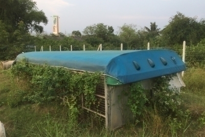 ขายหลังคายาว5.5ม กว้าง2.5สูง1,5ม มีตะข่ายเหล็กรอบด้าน ราคา16,000 ติดต่อ 089-5367218. 081-4252943