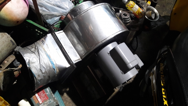 ขาย !! โบว์เวอร์มอเตอร์มิตซู.ขนาด1แรง220v.สภาพสวยๆ.พร้อมใช้งาน