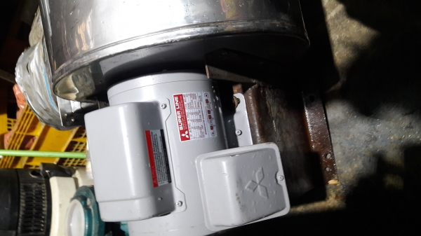 ขาย !! โบว์เวอร์มอเตอร์มิตซู.ขนาด1แรง220v.สภาพสวยๆ.พร้อมใช้งาน