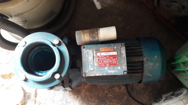 ขาย !! ปั้มหอยโข่ง.ARENO.ขนาด 5.5แรง220v.ท่อเข้า-ออก4".สภาพเดิมๆพร้อมใช้งาน