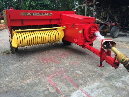 ขายเครื่องอัดฟาง นิวฮอลแลนด์ 376