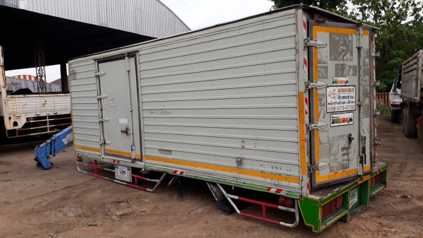 ตู้แห้ง ยาว 5.50 ม.สภาพดี