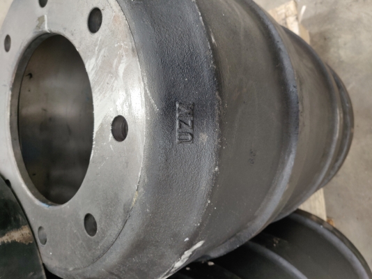 จานเบรค 8 รู UZM อะไหล่พ่วง ของใหม่ ไม่ได้ใช้งาน สนใจ ID 0850448320 จานเบรค 8 รู UZM อะไหล่พ่วง ของใหม่ ไม่ได้ใช้งาน สนใจ ID 0850448320