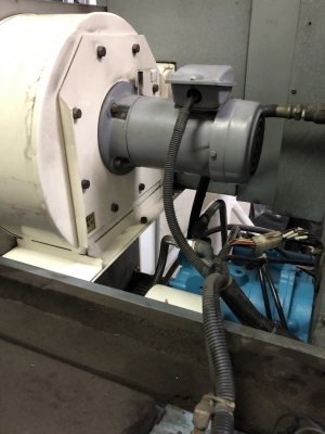 ปั้มลม kobelco made in japan 10 hp 8.5 บาร์ สภาพดี มี airdryer ในตัว พร้อมใช้งาน