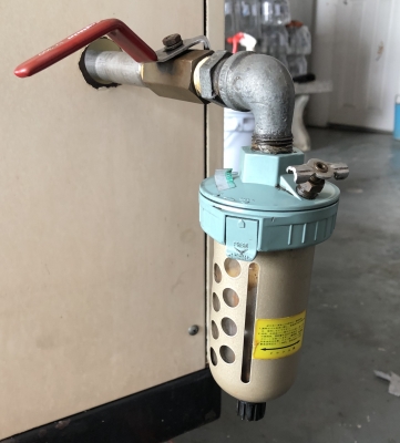 ปั้มลม kobelco made in japan 10 hp 8.5 บาร์ สภาพดี มี airdryer ในตัว พร้อมใช้งาน