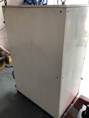 ปั้มลม kobelco made in japan 10 hp 8.5 บาร์ สภาพดี มี airdryer ในตัว พร้อมใช้งาน