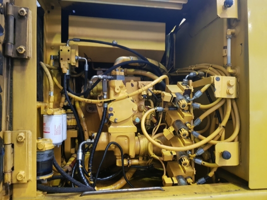 Komatsu PW130-6E เก่าUSA เอกสารอินวอย