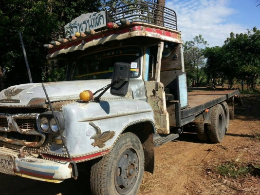 รถสิบล้อหัวยาว อีซูสุ 195 แรงม้า มีเกียร์สโลว์ เฟืองท้าย ZMX พวงมาลัยเพาเวอร์ แบบเพลาเดียว