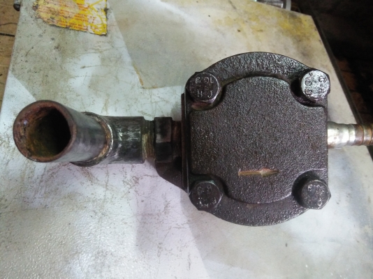 ปั๊มนํ้ามัน