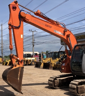 ขายรถขุด HITACHI ZX135US นำเข้าเองจากญี่ปุ่น สภาพสวยพร้อมใช้ มีVDOการทำงานครับ