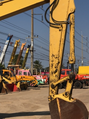 ขายรถขุด KOMATSU PC120-6E ลายหัวกระแทก นำเข้าเองจากญี่ปุ่น สภาพสวยพร้อมใช้ มีVDOการทำงานครับ