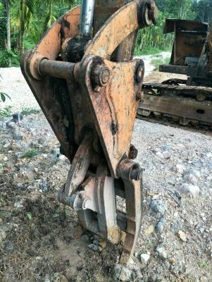 ขาย KOMATSU PC61-1 ช่วงล่างเพิ่่งทำมาใหม่มีหัวคีปแบบเปิด2ข้างราคา 250,000
