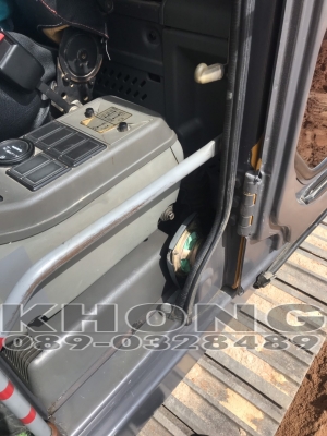 ขายด่วน Volvo210BLC ปี49 ใช้มา50000ชม รถสวยพร้อมใช้งาน เพียง 1100000 บาท