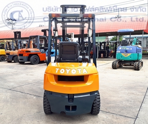 ขาย รถโฟล์คลิฟท์ TOYOTA รุ่น 7-FD25