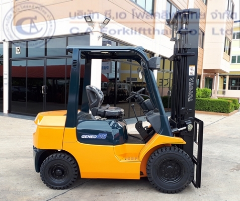 ขาย รถโฟล์คลิฟท์ TOYOTA รุ่น 7-FD25