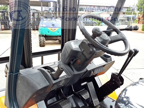 ขาย รถโฟล์คลิฟท์ TOYOTA รุ่น 7-FD25